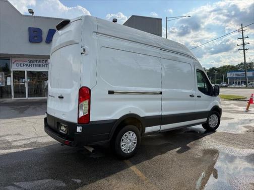 2021 Ford Transit-250 Base