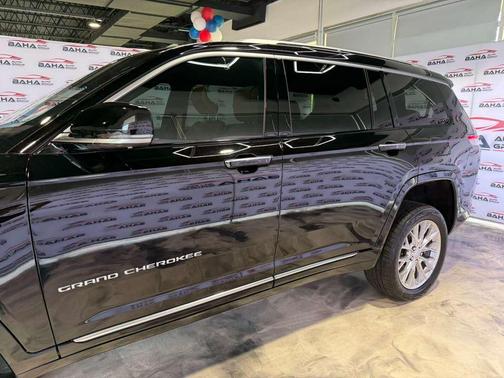 Diamond Black Crystal Pearl 2021 Jeep Grand Cherokee L Summit