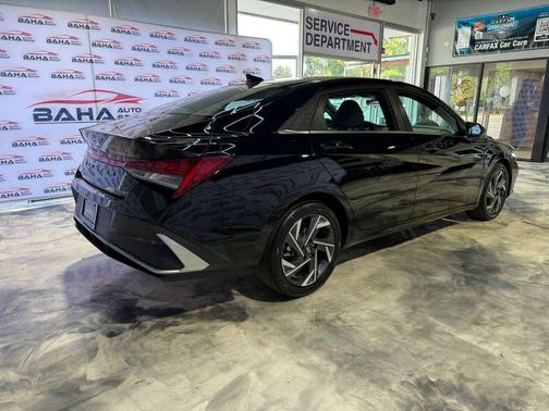 2025 Hyundai ELANTRA SEL