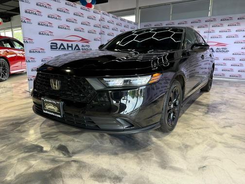 Crystal Black Pearl 2025 Honda Accord SE