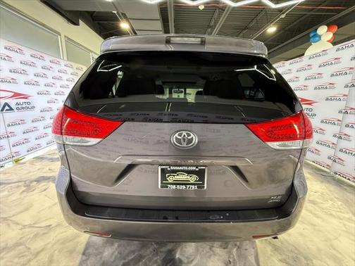 2013 Toyota Sienna XLE