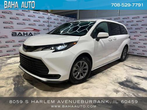 2024 Toyota Sienna LE