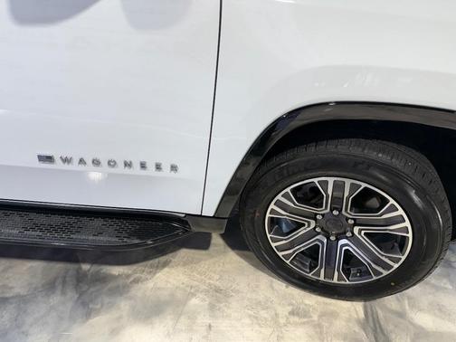 2024 Jeep Wagoneer L Series II 4x4