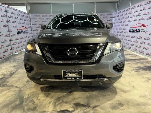 2019 Nissan Pathfinder SV