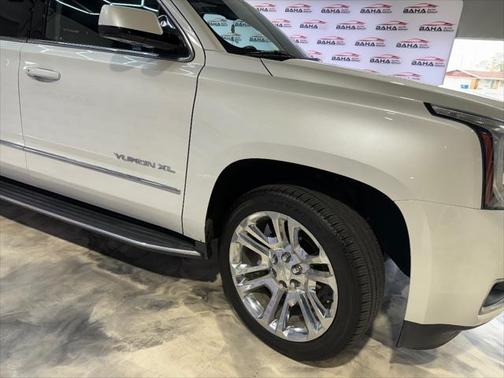 2020 GMC Yukon XL SLT