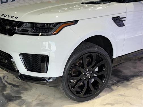 2022 Land Rover Range Rover Sport HSE Silver Edition