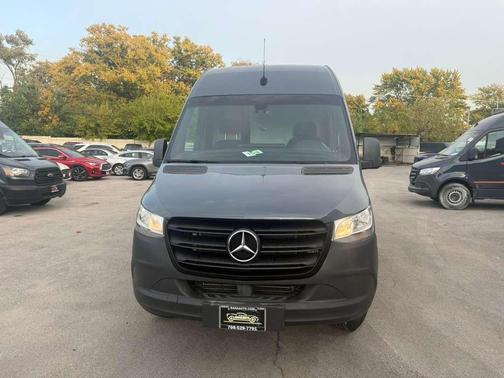 2019 Mercedes-Benz Sprinter 2500 Standard Roof