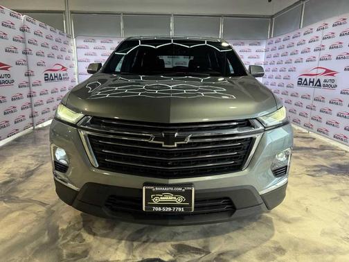 Sterling Gray Metallic 2023 Chevrolet Traverse LT Leather