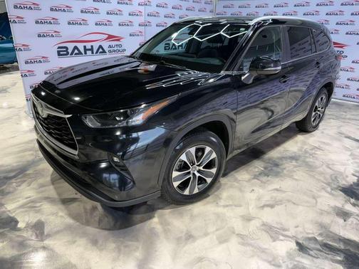 2023 Toyota Highlander Hybrid XLE