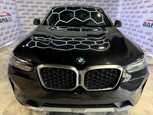2022 BMW X4 xDrive30i