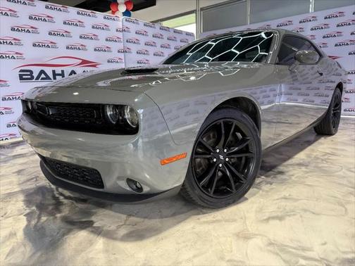 2018 Dodge Challenger SXT