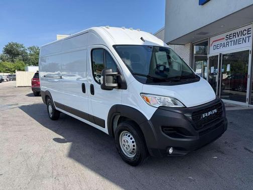 Bright White Clearcoat 2026 RAM ProMaster 2500 Tradesman