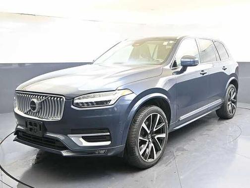 2023 Volvo XC90 Plus