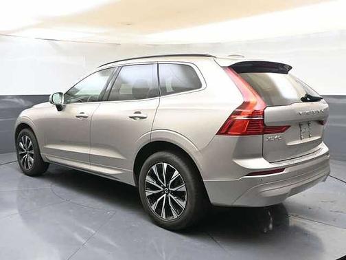 2023 Volvo XC60 Core