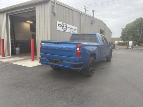 Glacier Blue Metallic 2022 Chevrolet Silverado 1500 Custom