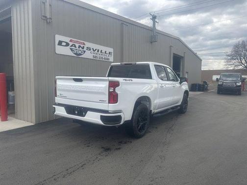 Summit White 2026 Chevrolet Silverado 1500 RST