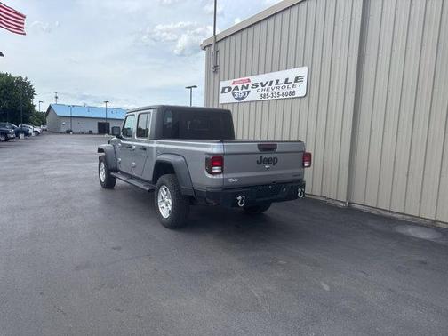 Billet Silver Metallic Clearcoat 2020 Jeep Gladiator Sport