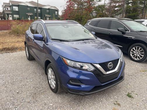 2020 Nissan Rogue Sport SV