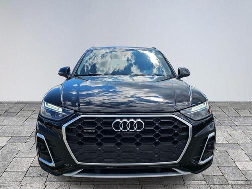 2024 Audi Q5 45 S line Premium Plus