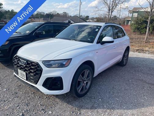 2025 Audi Q5 45 S line Premium