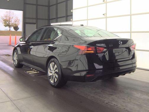 2020 Nissan Altima S FWD
