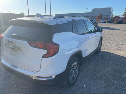2021 GMC Terrain SLT