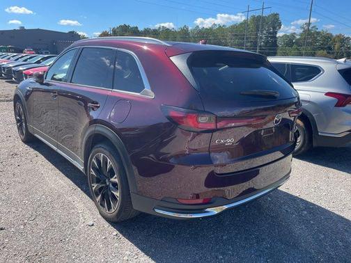 2024 Mazda CX-90 PHEV Premium Plus