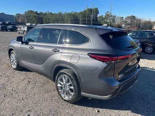 2021 Toyota Highlander Platinum