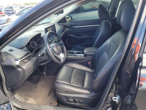 2023 Nissan Altima SR VC-Turbo FWD