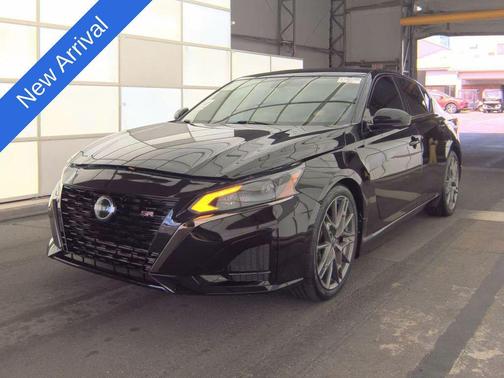 2023 Nissan Altima SR VC-Turbo FWD