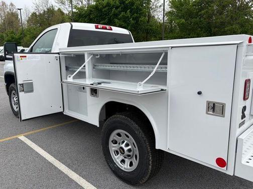 Summit White 2026 Chevrolet Silverado 3500 WT