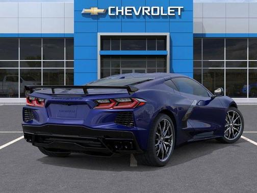 2026 Chevrolet Corvette Stingray w/2LT
