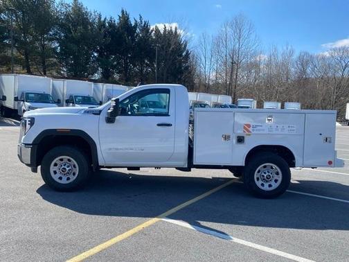 2025 GMC Sierra 3500 Pro