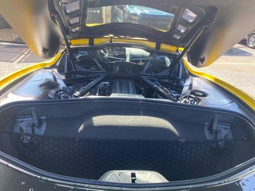 2025 Chevrolet Corvette Stingray w/2LT