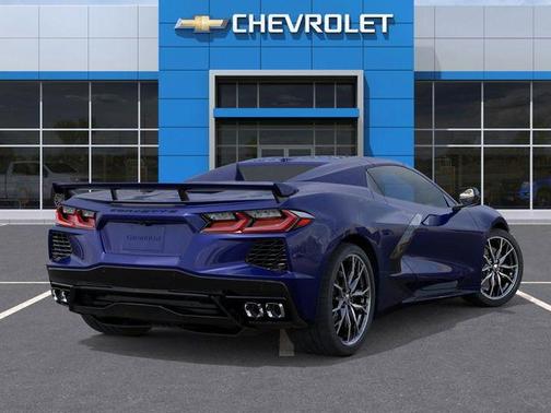 2026 Chevrolet Corvette Stingray w/2LT