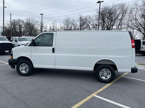 2025 Chevrolet Express 2500 Work Van