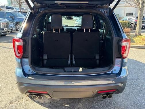 2019 Ford Explorer sport