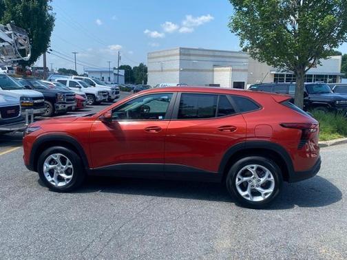 2024 Chevrolet Trax LS