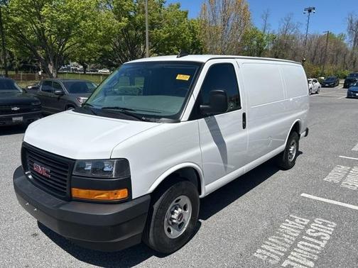 2023 GMC Savana 2500 Work Van