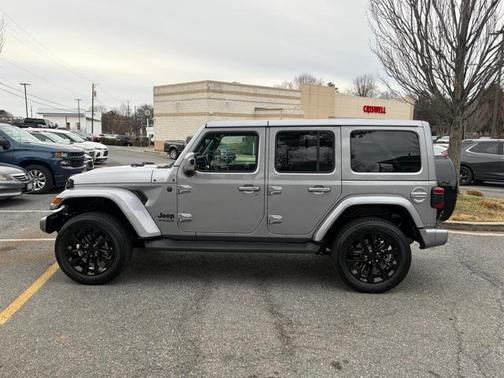2021 Jeep Wrangler Unlimited Sahara Altitude