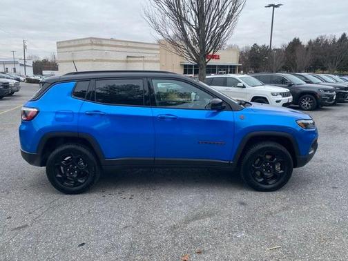 2023 Jeep Compass Trailhawk