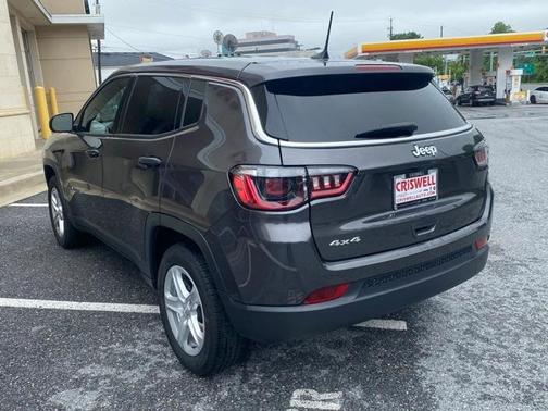 2023 Jeep Compass Sport