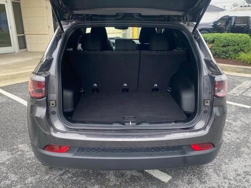 2023 Jeep Compass Sport