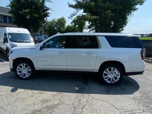 2024 Chevrolet Suburban High Country