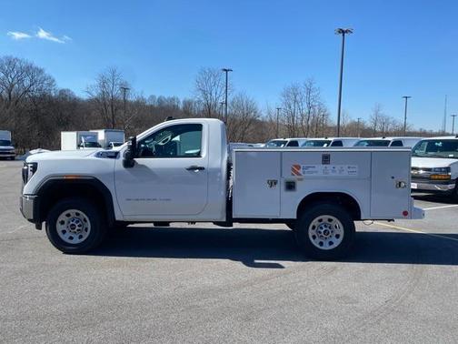 2025 GMC Sierra 3500 Pro