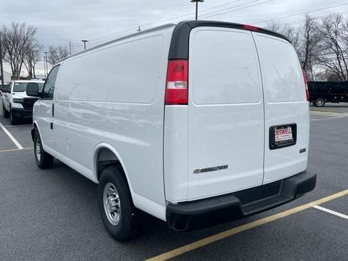 2025 Chevrolet Express 2500 Work Van