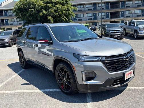 Sterling Gray Metallic 2023 Chevrolet Traverse Premier