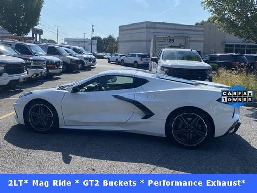 2024 Chevrolet Corvette Stingray w/2LT
