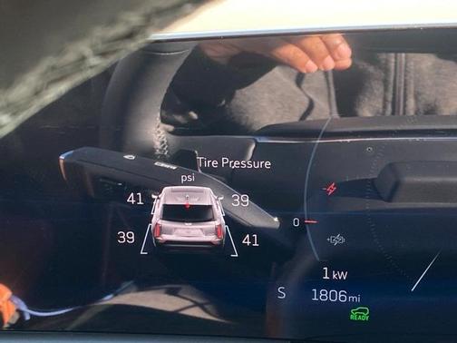 2025 Cadillac OPTIQ Sport