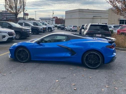 2025 Chevrolet Corvette Stingray w/2LT